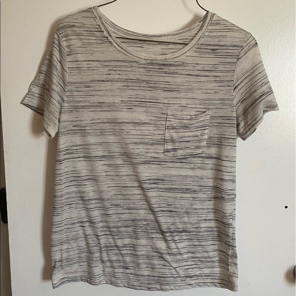 White w/ Black Detail Pocket Tee - M